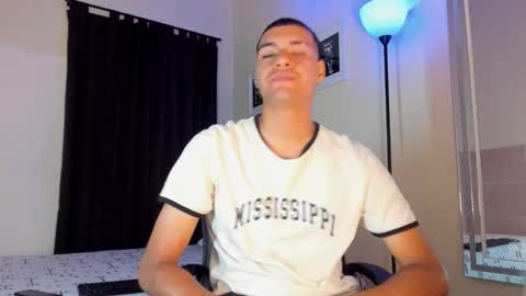 Snapshot of teamporn_18 chatting on 10-26-25, 03:56 Danger online show from 10-26-25, 03:56