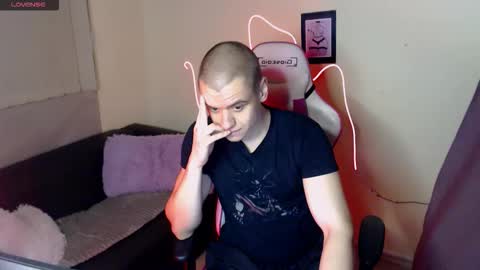 Snapshot of teasemejay71 chatting on 10-31-25, 09:10 teasemejay71 online show from 10-31-25, 09:10