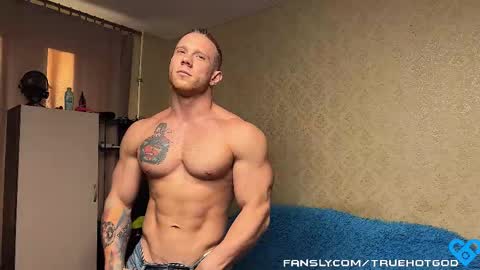 Snapshot of technohotgod chatting on 10-08-25, 05:16 Andy Psy online show from 10-08-25, 05:16