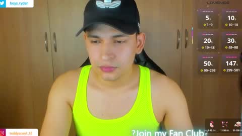 Snapshot of teddy_cowboy chatting on 02-04-25, 10:43 Follow me on Twitter boys ryder and instagram teddyscoot 12 online show from 02-04-25, 10:43