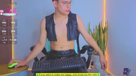 Snapshot of teddy_cowboy chatting on 09-19-25, 09:26 Follow me on Twitter boys ryder and instagram teddyscoot 12 online show from 09-19-25, 09:26