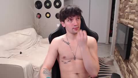 Snapshot of teddy_mode chatting on 03-18-26, 03:53 Teddy online show from 03-18-26, 03:53