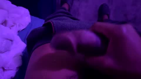 tediibear22 online show from 03-05-25, 12:22