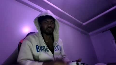 tediibear22 online show from 10-08-25, 11:24