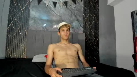 Tedy online show from 04-21-26, 07:39