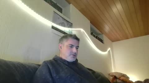 Snapshot of teeforyou chatting on 12-22-24, 01:45 Peter online show from 12-22-24, 01:45