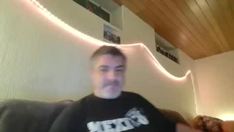 Snapshot of teeforyou chatting on 01-28-25, 09:50 Peter online show from 01-28-25, 09:50