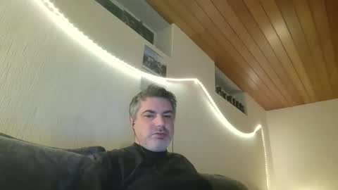 Snapshot of teeforyou chatting on 02-15-25, 12:04 Peter online show from 02-15-25, 12:04