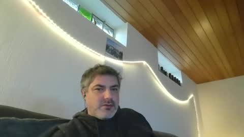 Snapshot of teeforyou chatting on 02-18-25, 07:21 Peter online show from 02-18-25, 07:21