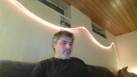 Snapshot of teeforyou chatting on 02-24-25, 10:14 Peter online show from 02-24-25, 10:14