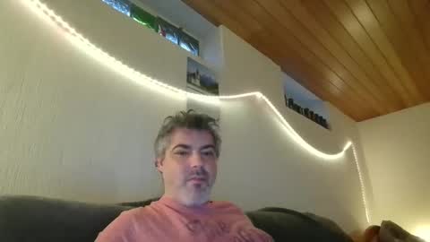 Snapshot of teeforyou chatting on 03-08-25, 05:22 Peter online show from 03-08-25, 05:22