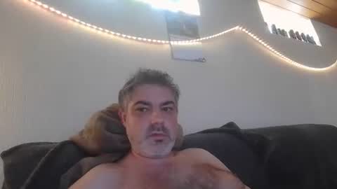 Snapshot of teeforyou chatting on 09-19-25, 10:05 Peter online show from 09-19-25, 10:05