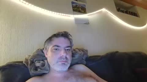 Snapshot of teeforyou chatting on 10-10-25, 11:15 Peter online show from 10-10-25, 11:15