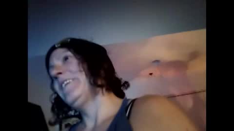 Snapshot of teelciara191 chatting on 04-15-26, 11:39 Xyainou online show from 04-15-26, 11:39
