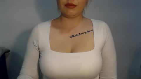 Teeyara  online show from 02-11-26, 05:29