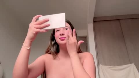 Amy No penetration Virgiin giirl online show from 06-11-26, 12:36