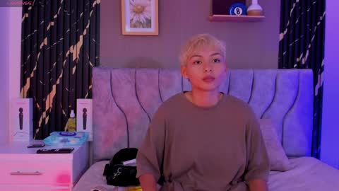 Snapshot of tefi_meow_ chatting on 05-29-26, 02:48 Estefani online show from 05-29-26, 02:48