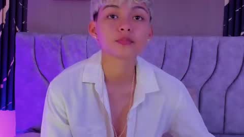 Snapshot of tefi_meow_ chatting on 06-21-26, 11:57 Estefani online show from 06-21-26, 11:57