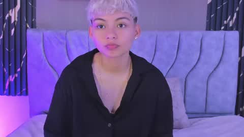 Snapshot of tefi_meow_ chatting on 06-28-26, 12:11 Estefani online show from 06-28-26, 12:11
