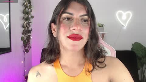 Snapshot of tefy_bratz chatting on 01-11-25, 03:23 tefy_bratz online show from 01-11-25, 03:23