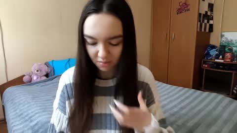 Kimi online show from 01-13-26, 10:20