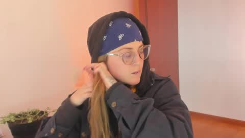 tekila__ online show from 05-12-26, 09:34