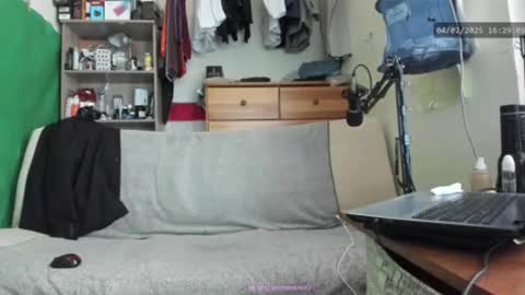 Snapshot of telepaticman chatting on 02-04-25, 03:26 Virg Lszl online show from 02-04-25, 03:26