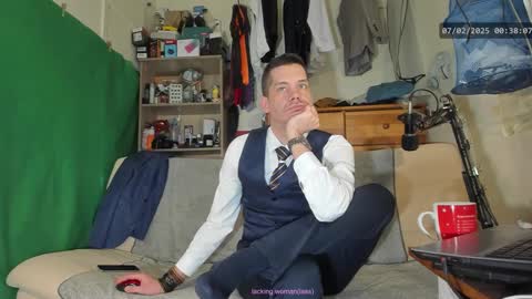 Snapshot of telepaticman chatting on 02-06-25, 11:37 Virg Lszl online show from 02-06-25, 11:37