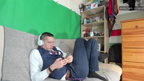 Snapshot of telepaticman chatting on 02-24-25, 11:54 Virg Lszl online show from 02-24-25, 11:54