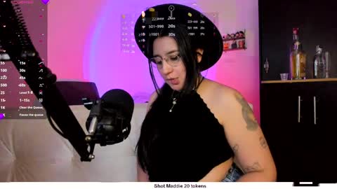 Snapshot of tellme_maddie chatting on 04-07-26, 01:17 Maddie online show from 04-07-26, 01:17