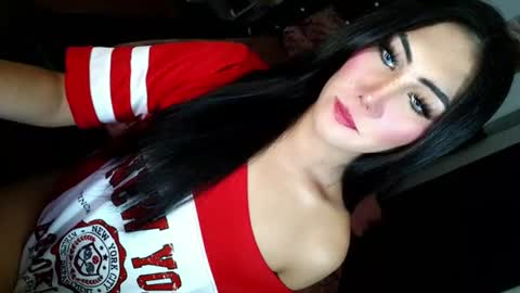 Snapshot of temptationoflust chatting on 06-20-26, 09:17 Im Dianna DONT FORGET TO FOLLOW ME online show from 06-20-26, 09:17