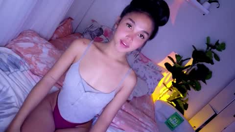 temptessa20 online show from 11-26-25, 01:17