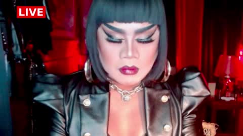 Snapshot of temptress_cocoxxx chatting on 03-18-26, 06:27 Mistress Coco online show from 03-18-26, 06:27