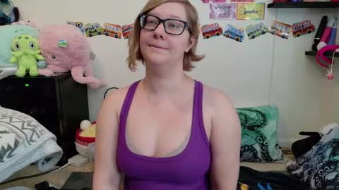 Pixie and Tentacle Overlord online show from 02-04-26, 07:20