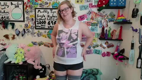 Snapshot of ten_tickle_pixie chatting on 03-30-26, 10:11 Pixie and Tentacle Overlord online show from 03-30-26, 10:11