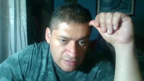 Snapshot of tender_eldelatienda chatting on 04-22-26, 11:28 Fabio Canavaro online show from 04-22-26, 11:28