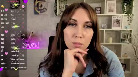 Snapshot of tendermist chatting on 10-18-25, 09:15 Nelly online show from 10-18-25, 09:15