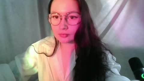 Snapshot of tendre_amelia chatting on 04-09-26, 06:19 tendre_amelia online show from 04-09-26, 06:19