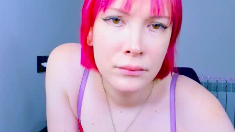 Kira online show from 10-06-25, 01:25