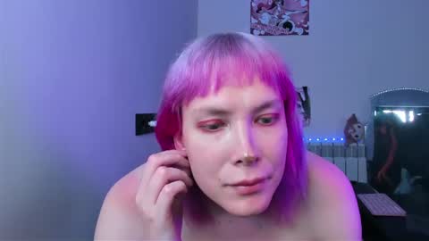 Kira online show from 06-17-26, 02:40