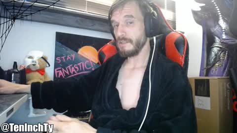 Ty online show from 10-13-25, 04:40