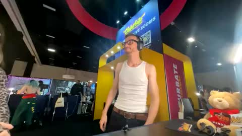 Ty online show from 11-08-25, 12:22