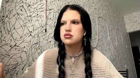 Hi Im Vini  online show from 10-22-25, 08:36