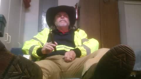 Tennredneck online show from 01-24-25, 05:21