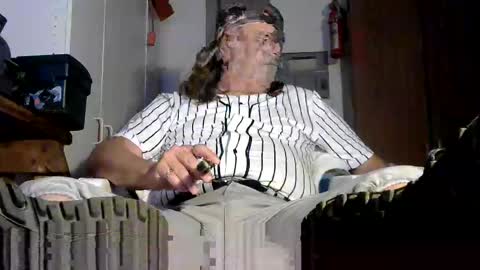 Tennredneck online show from 05-09-26, 01:33