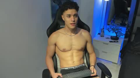 Snapshot of teo_bennet chatting on 10-04-25, 10:08 Teodoro online show from 10-04-25, 10:08