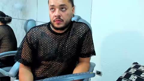Snapshot of teo_bisbal chatting on 08-03-26, 03:49 Teo online show from 08-03-26, 03:49