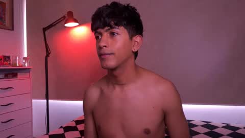 teo brown Independent model online show from 10-13-25, 08:53