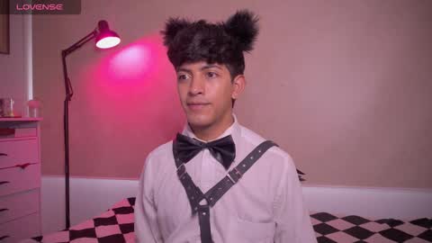 teo brown Independent model online show from 10-22-25, 07:13