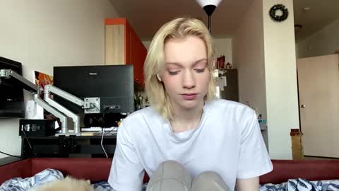 Anna online show from 03-27-26, 04:40